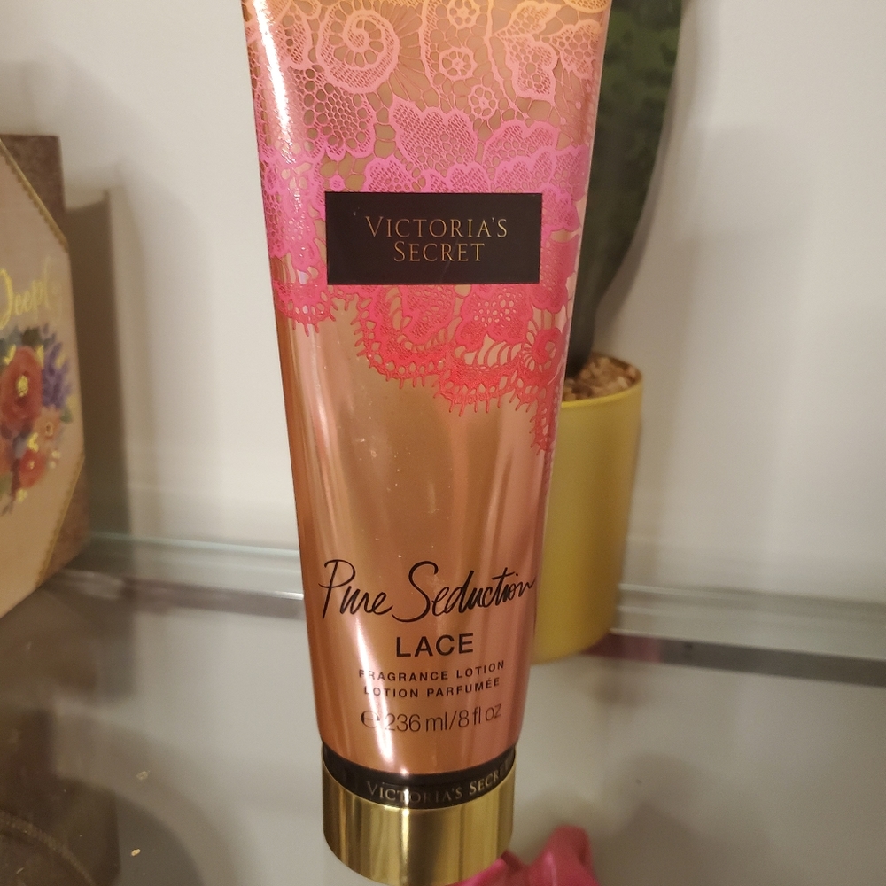 Victoria's Secret Pure Seduction Lace Lotion